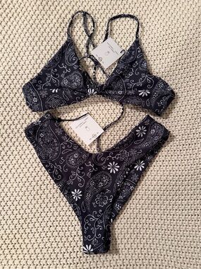 NWT SKATIE Jackson Bikini Set